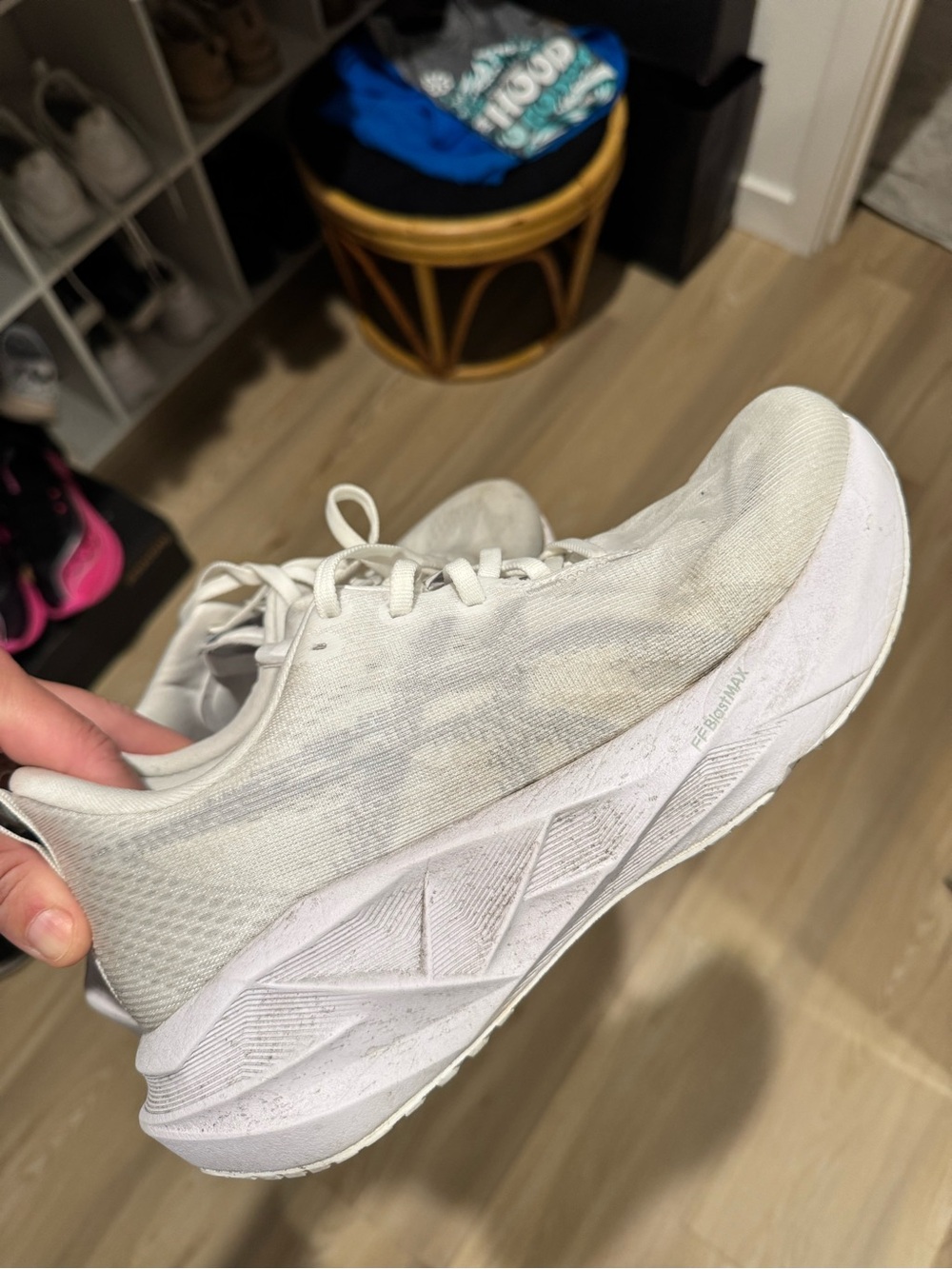 ASICS Novablast 5